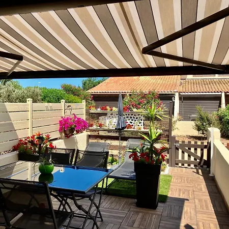 Naturiste Heliovillage De Standing Villa *