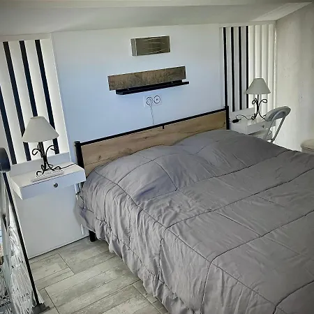 Naturiste Heliovillage De Standing Villa *